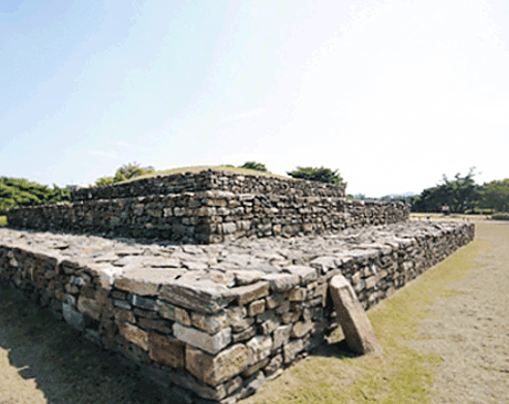 Tombs of Seokchon-dong